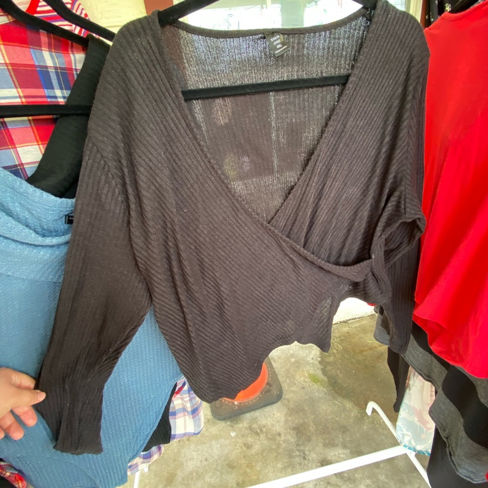 Black V-Neck Ribbed Sweater